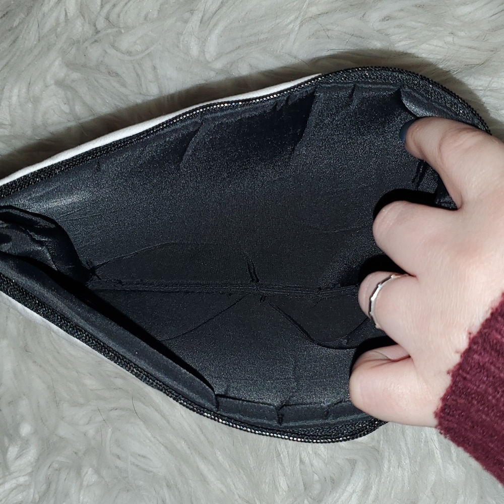🧿Evil Eye Cosmetic Bag🧿 - Picture 3 of 3